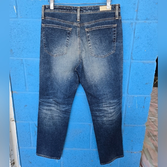 NWOT AG straight leg high rise crop. "The Isabelle". Distressed denim SZ 30 - Picture 2 of 12
